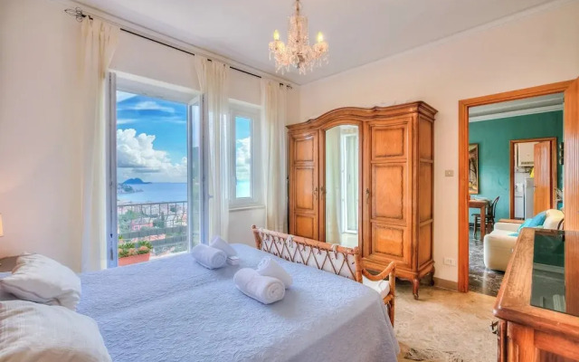 Simply Romantic Sea View