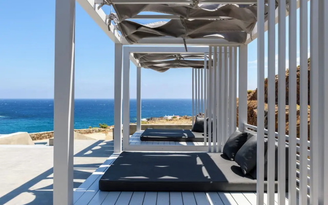 Mykonos Big Blue Villas & Suites At The Seaside