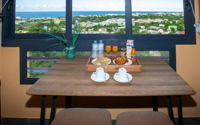 Sea View & More…