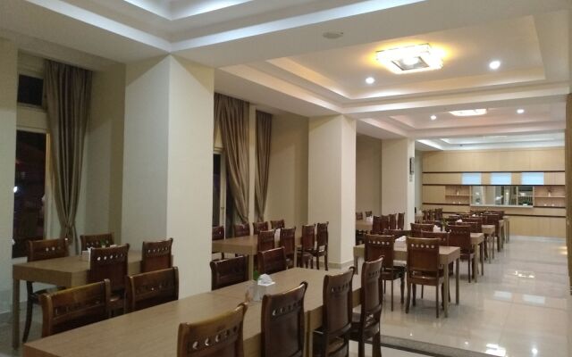 Hotel Rangkayo Basa Padang Panjang