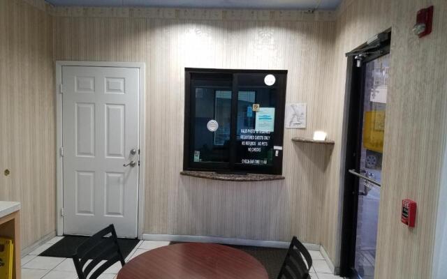 Scott Inn Suites - Downtown Houston