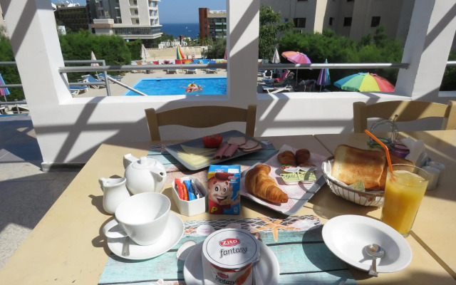 Polyxeni Hotel Apartments