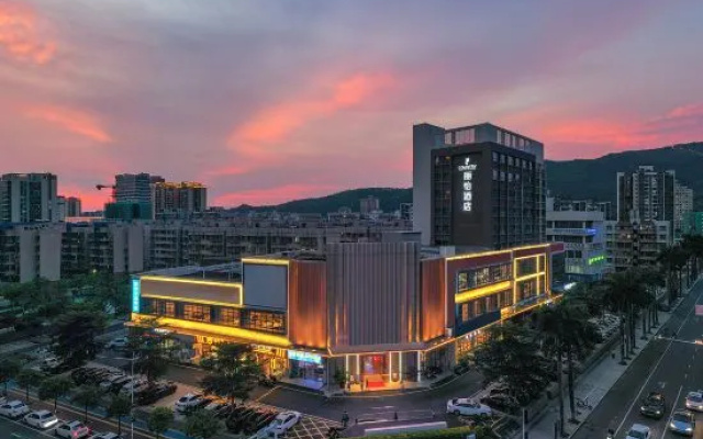 Country Inn & Suites by Radisson，Country Inn & Suites Zhuhai Pingsha Haiquan Bay Branch Hotel – Outside – Zhuhai