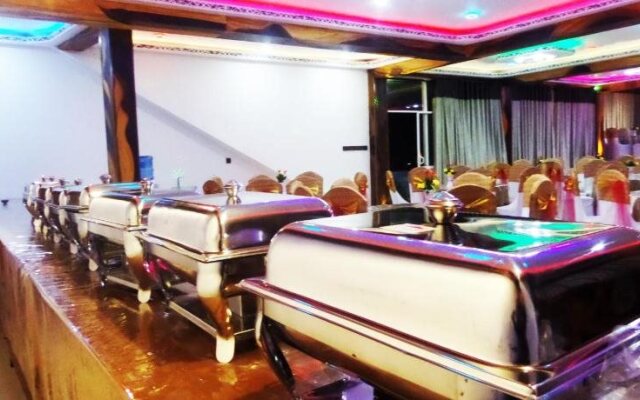 New Edison Hotel