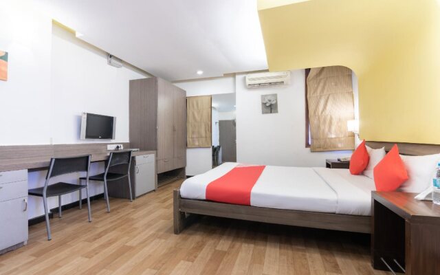 OYO 554 Hotel Red Carpet Residence