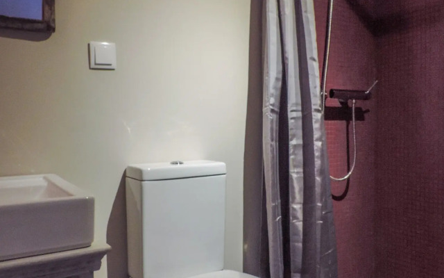 Liv Inn Guest House