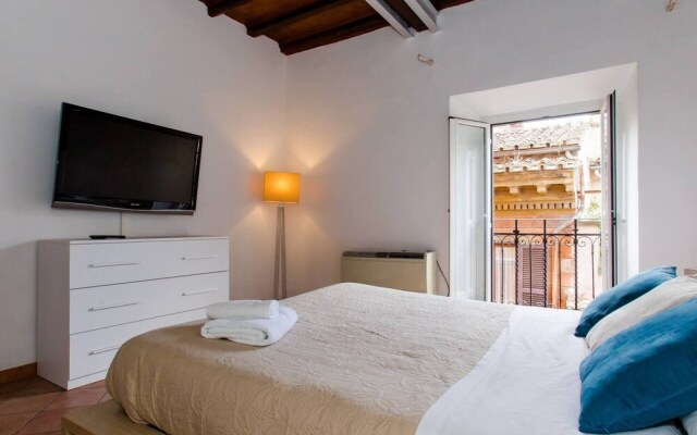 Pantheon Charming 2 Bed Apartment In Heart Of Rome