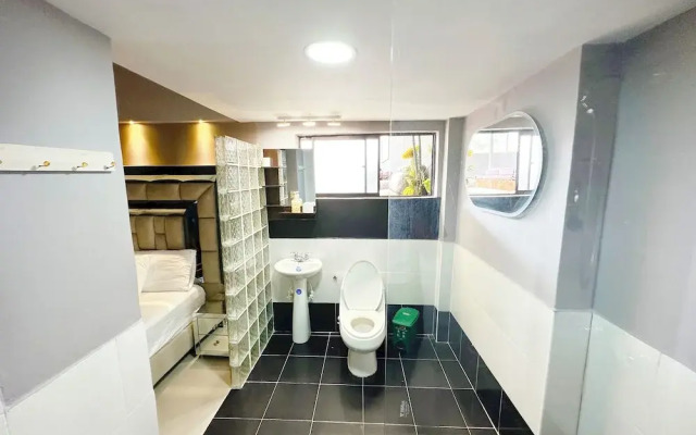 $ PROMO $ Big Rooftop Apt 10 BDRM w/Pool @Poblado