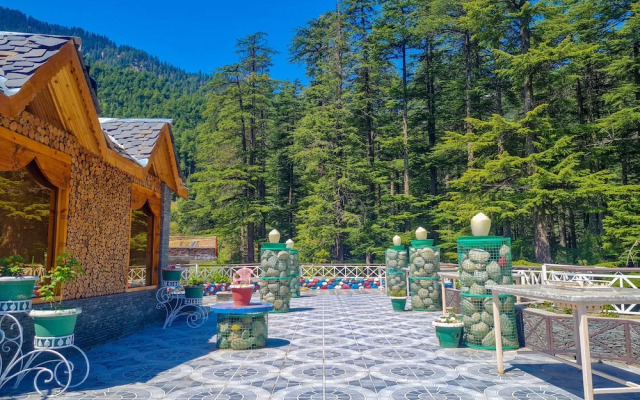 OYO 13836 Hotel Manu Vatika
