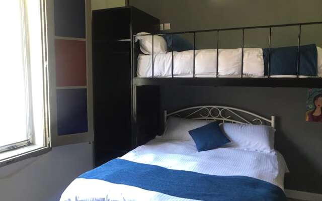 Sliema Ferries Guest House