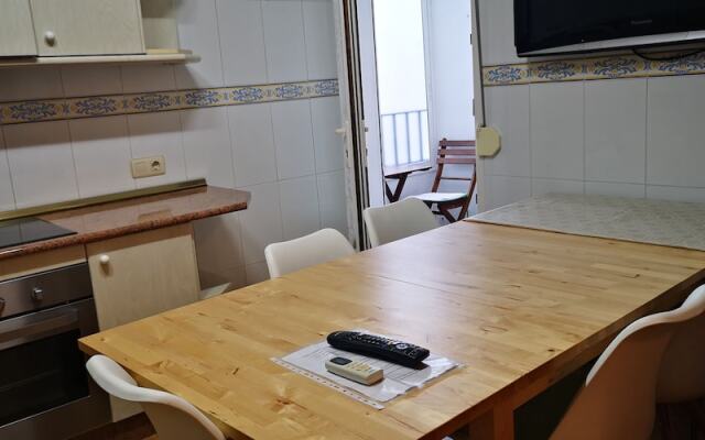 ALMAALQUILER Pepe's Place