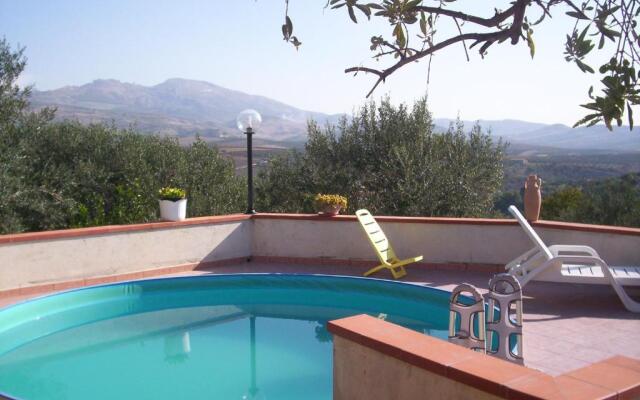 VILLA ANGELA casa vacanze country house per 8 persone