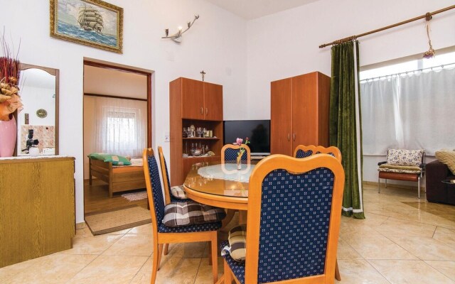 Stunning Apartment in Vir With 2 Bedrooms and Wifi