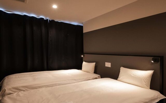 Cabin&Hotel Constant Naha