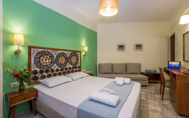 Aris Hotel