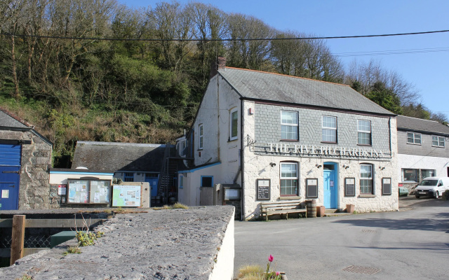 The Five Pilchards Inn