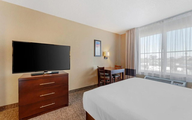 Comfort Inn Lathrop - Stockton Airport