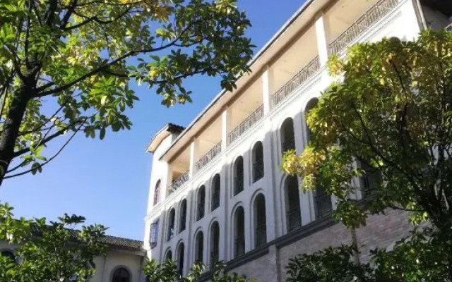 Bandao Yunshe Hostel