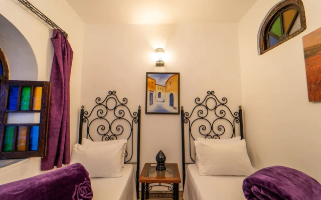 Dar Nokhba Inn