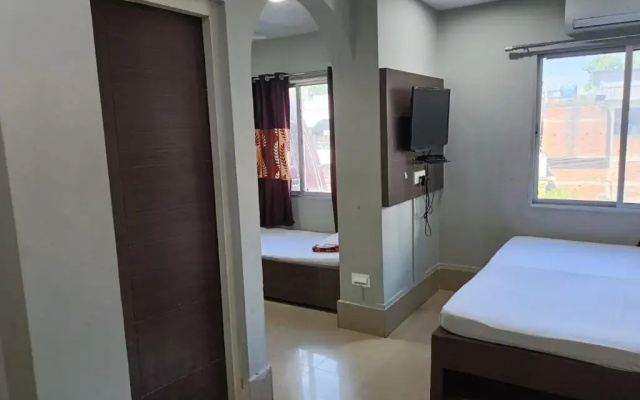 Kusum Hotel And Restaurant
