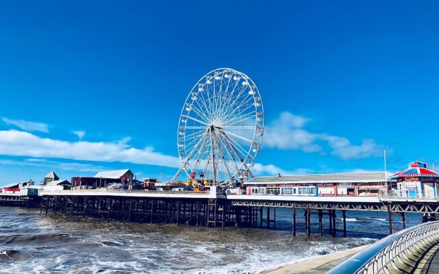 Chelsea Suite Sasco Apartments