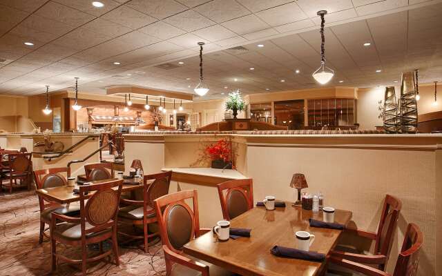 Eden Resort and Suites, BW Premier Collection