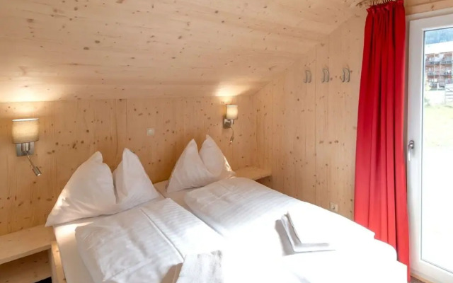 Modern Chalet With Whirlpool