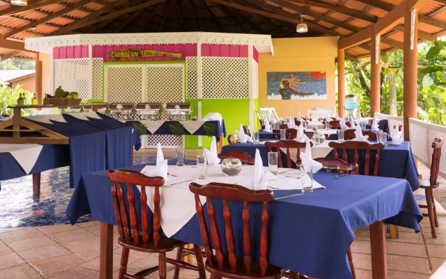 Laguna Lodge Full Board