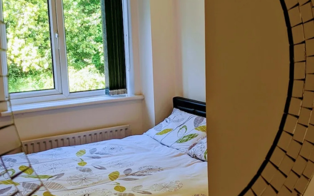 Oaklawn Serviced Apartments