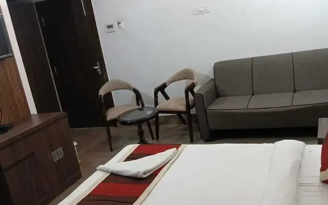 Hotel Destiny by OYO Rooms