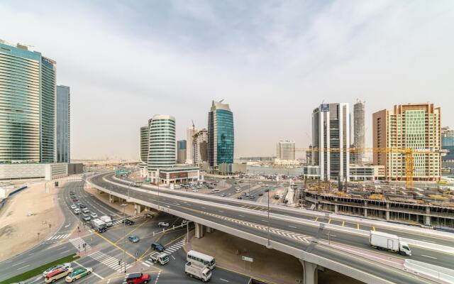 Vacation bay Burj Al Noujum Tower