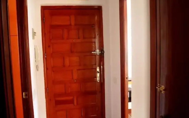 3 Bed room flat with Sea & Mountain View