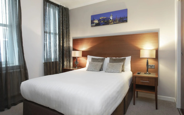 Stewart by Heeton Concept