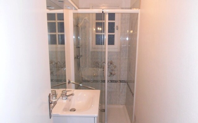 House With 4 Bedrooms in Damgan, With Enclosed Garden - 200 m From the