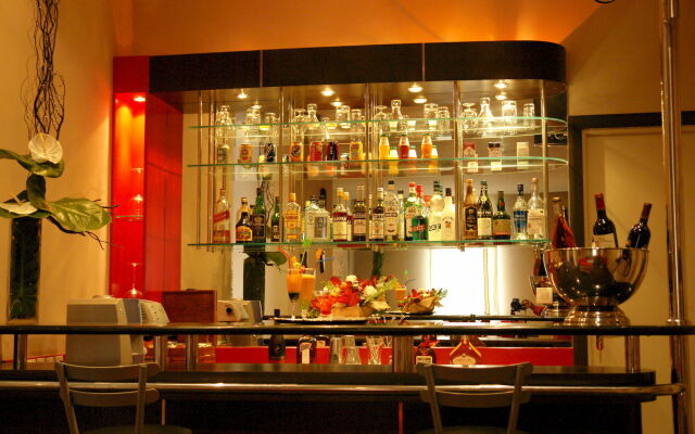 Tana Hotel
