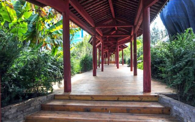 Hongshanhu Hot Spring Holiday Hotel