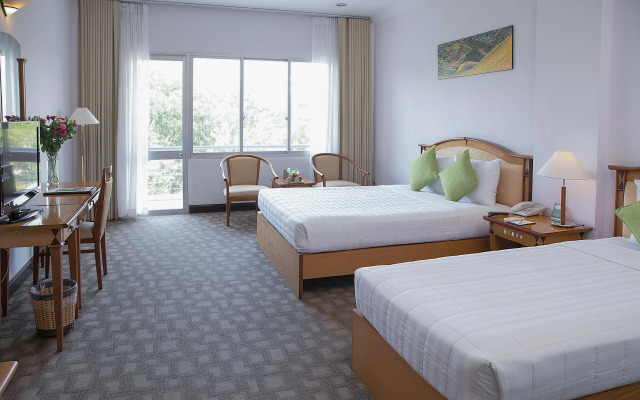 Liberty Hotel Saigon Parkview