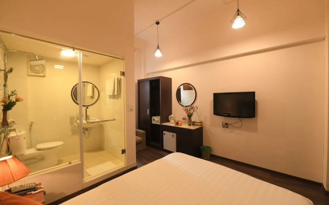 Old Quarter Family Hotel