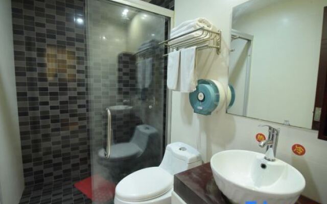 Huadong Hotel, Fuyang