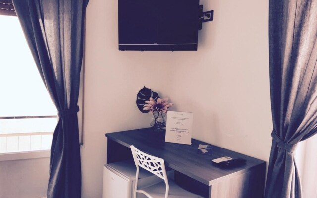 Cavour Rooms