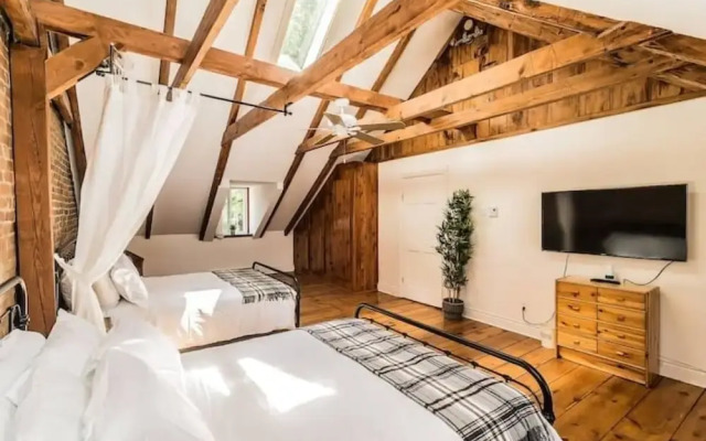 Montreal Artist Loft - Champs