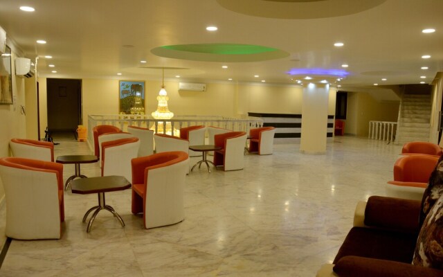 Hotel Khajuraho Temple View