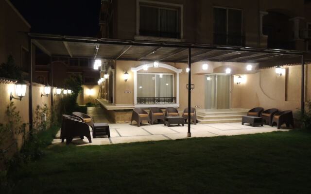 Sultan Luxurious Townhouse Near AUC