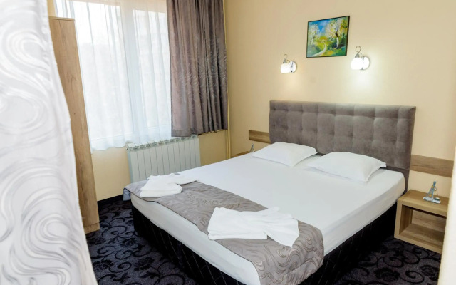 Hotel Prestige