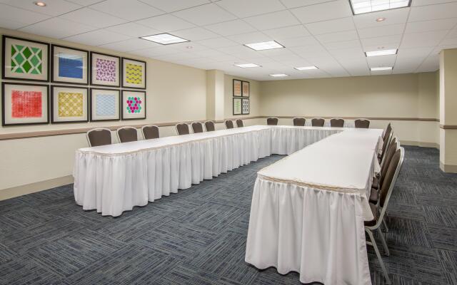 HI Express El Paso Downtown by IHG