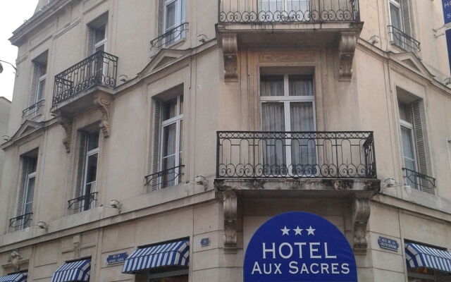 Brit Hotel Aux Sacres