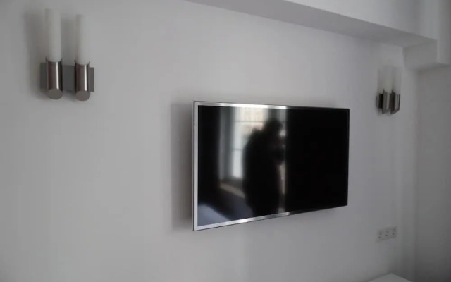 AVI City Apartments