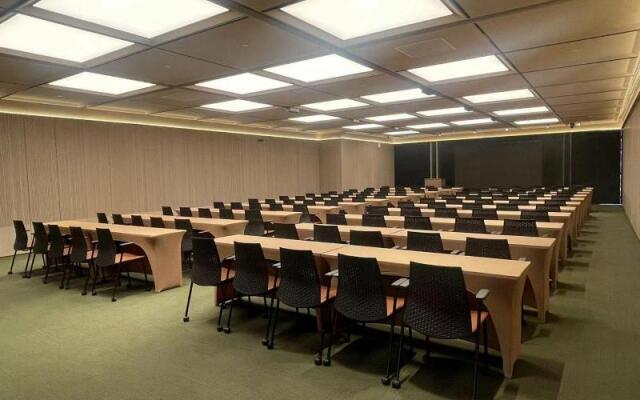 IntercityHotel Shenzhen Futian Huanggang