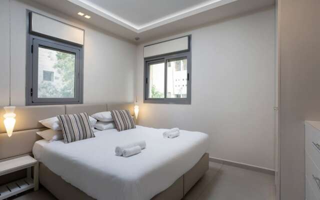 Posh 2Br In Hakovshim By Holyguest