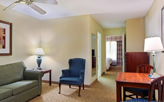 Country Inn & Suites by Radisson, Elgin, IL